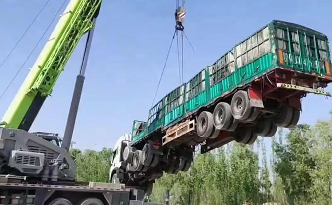 五通桥区道路脱困救援案例